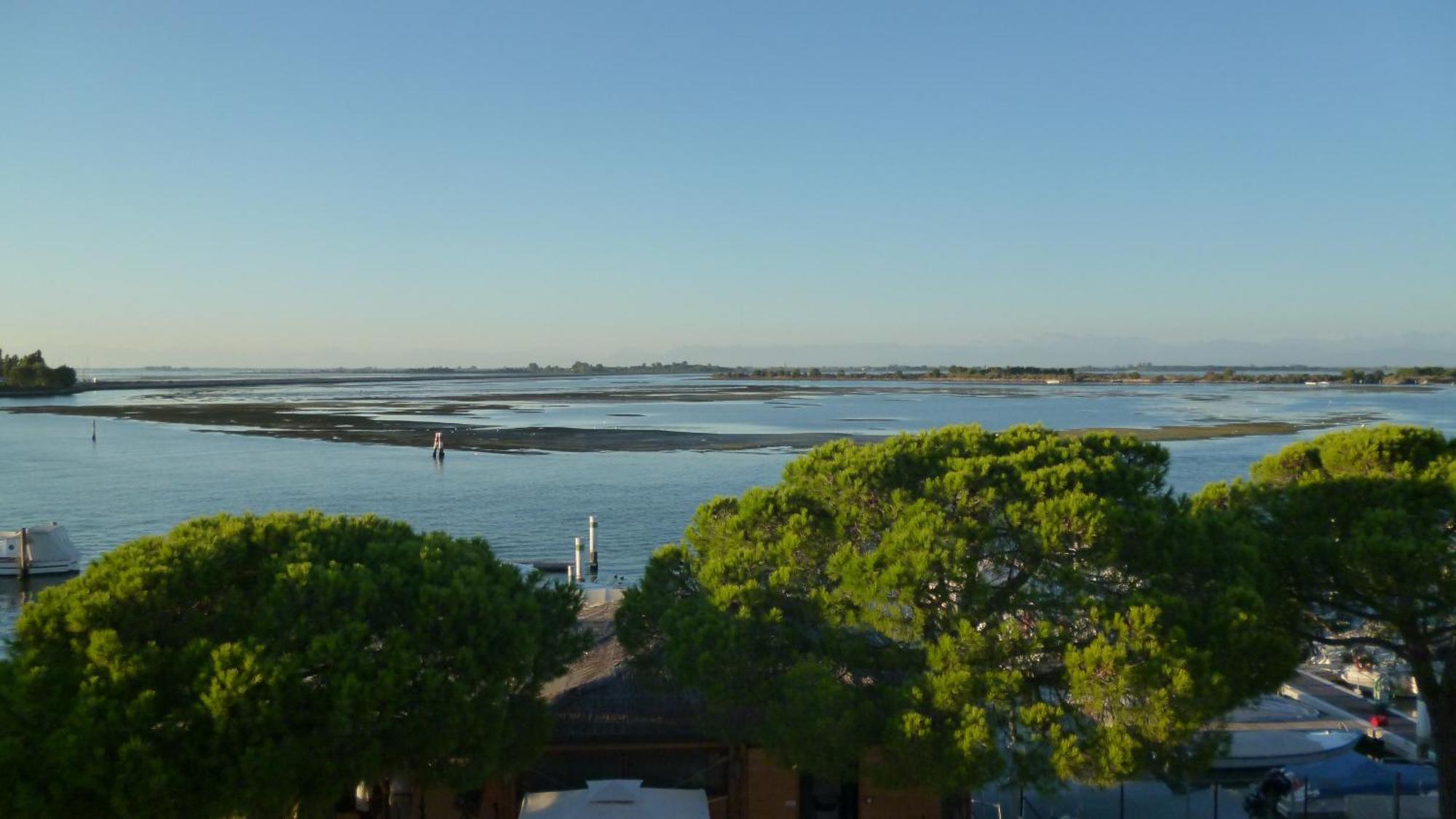 Meuble Tripoli Hotel Grado Exterior photo